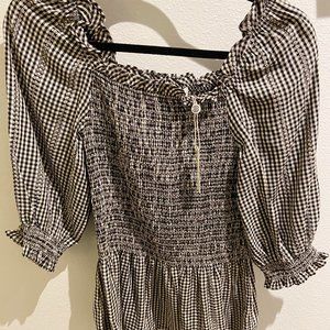 Max Studio Gingham Smocked Blouse, Size Medium. *New with Tags*